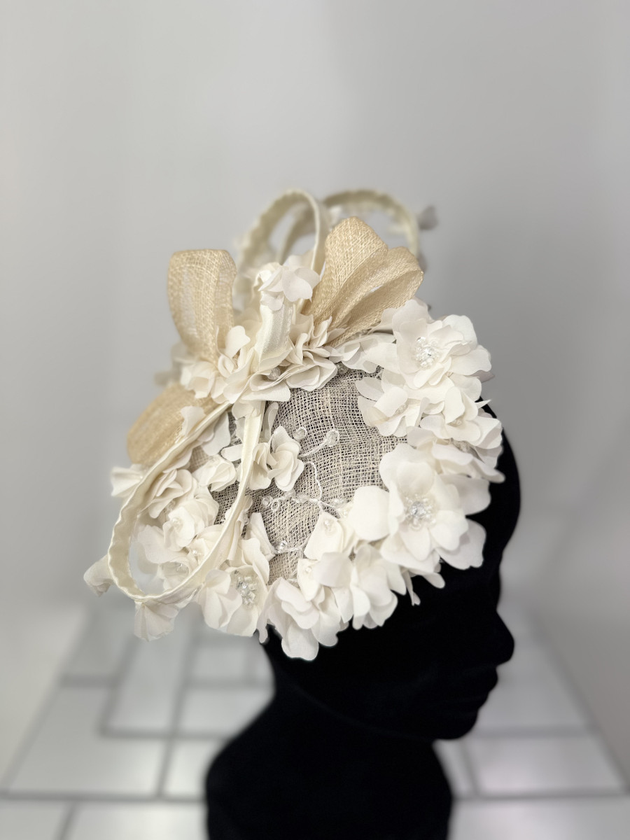 bibi-en-sisal-recouvert-dentelle-fleuri-2