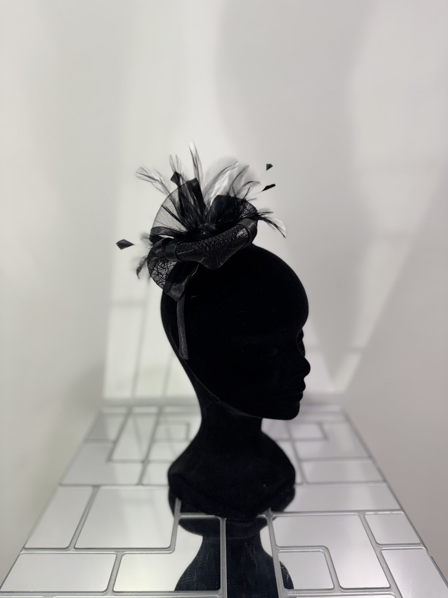 bibi-noir-sur-serre-tete1