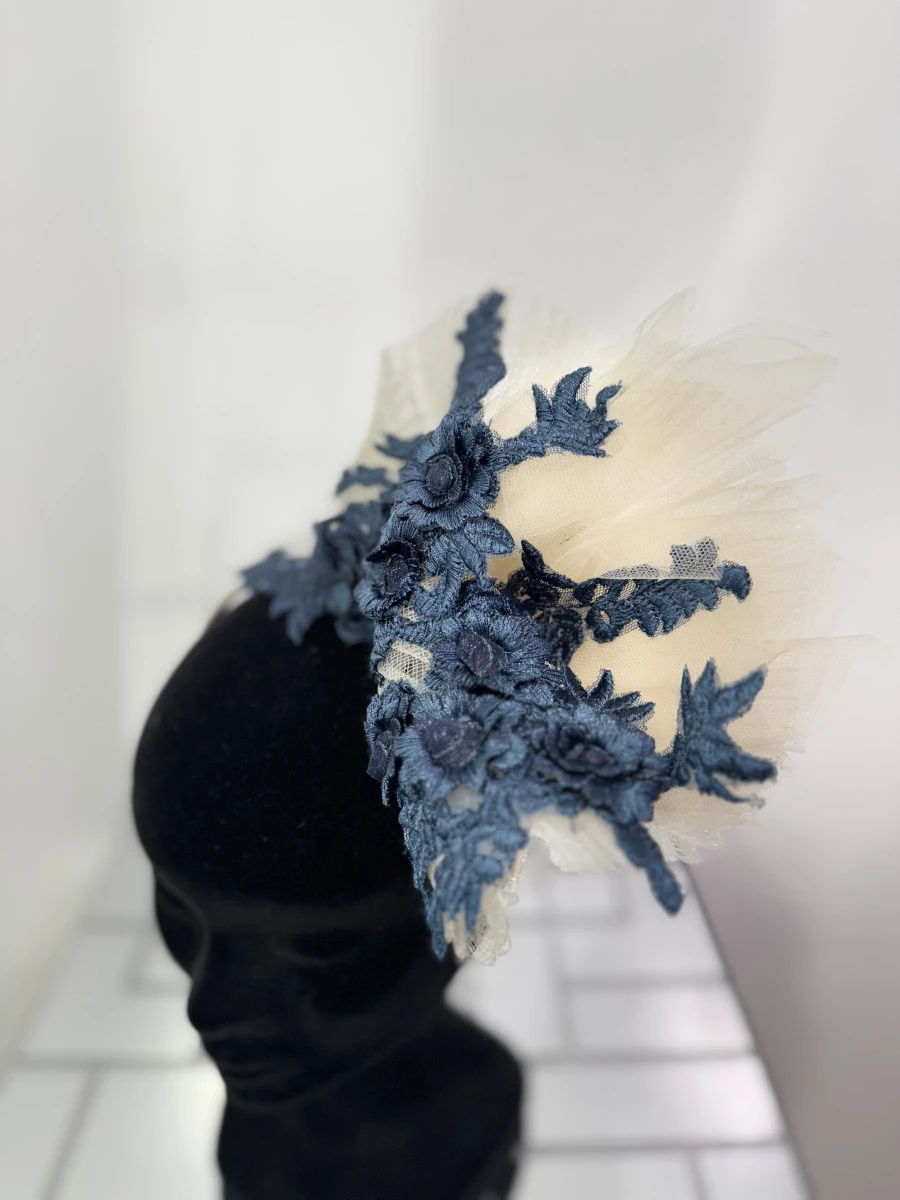 bibi-nude-sur-serre-tete-avec-dentelle-bleu-canard2